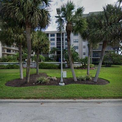 1001 Benjamin Franklin Dr #108, Sarasota, FL 34236