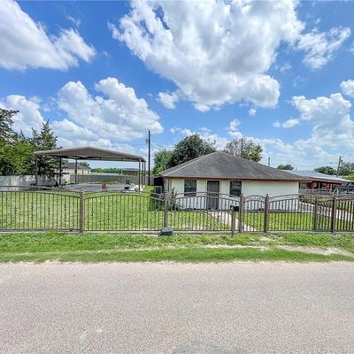 1001 W Houston St, Rio Grande City, TX 78582