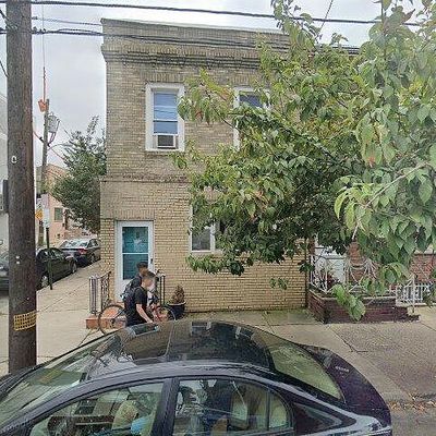 1220 Mifflin St, Philadelphia, PA 19148