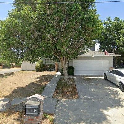 13203 De Garmo Ave, Sylmar, CA 91342