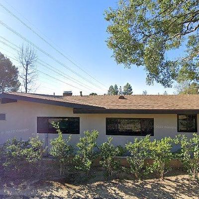 1341 El Vago St, La Canada Flintridge, CA 91011