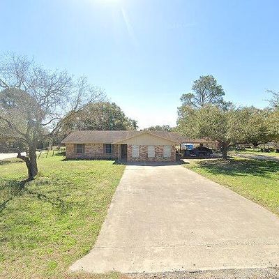 1343 Encino Dr, Pleasanton, TX 78064