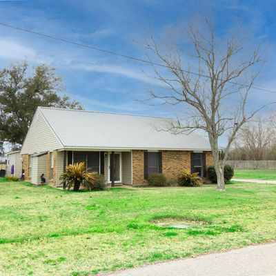 13717 Lynnedale Loop, Abbeville, LA 70510