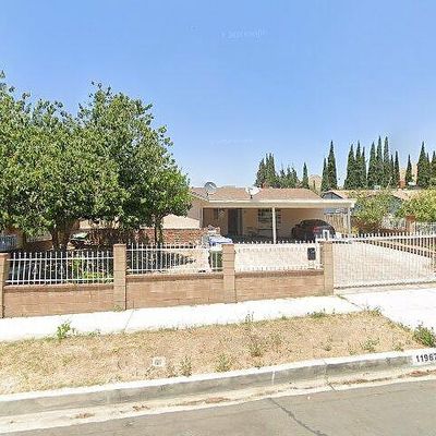 11967 Jouett St, Sylmar, CA 91342