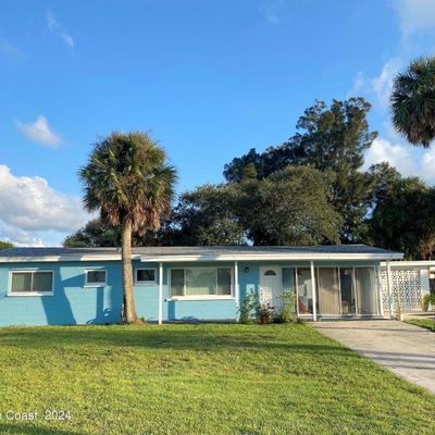 151 W Gadsden Ln, Cocoa Beach, FL 32931