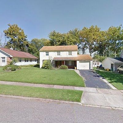 16 Barrington Ln, Willingboro, NJ 08046