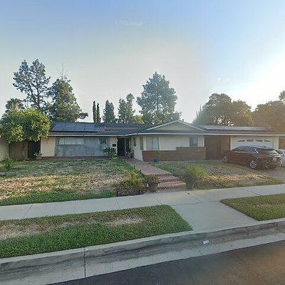 16003 Sunburst St, North Hills, CA 91343