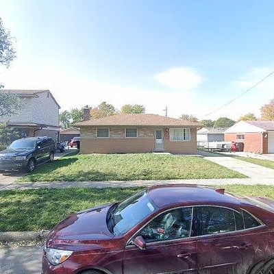 16081 Flanagan St, Roseville, MI 48066