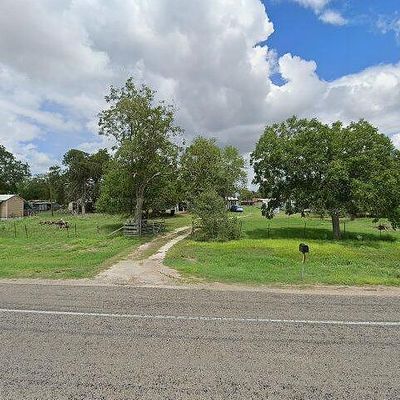 1628 Us Highway 90 A W, Hallettsville, TX 77964