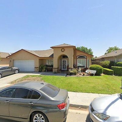 1668 N Cecelia Ave, Fresno, CA 93722