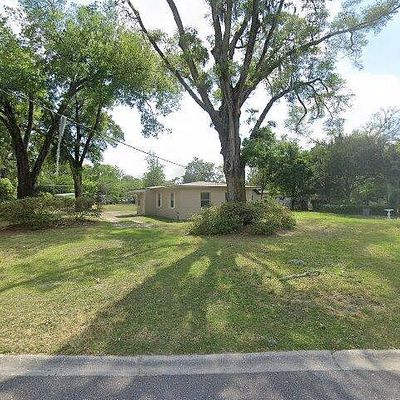 1702 King Arthur Rd, Jacksonville, FL 32211