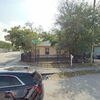 1706 Nw 69 Th St, Miami, FL 33147