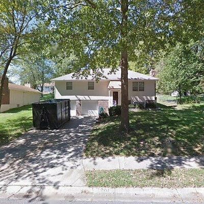 1901 Se Stratford St, Blue Springs, MO 64014