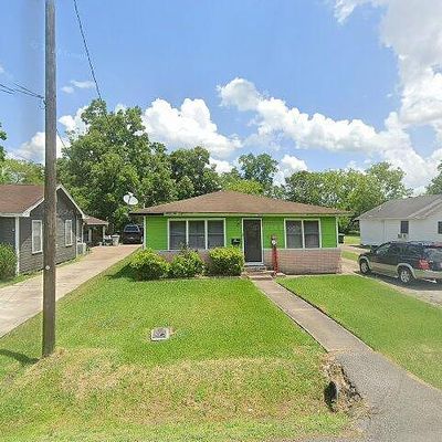 1940 May St, Beaumont, TX 77705