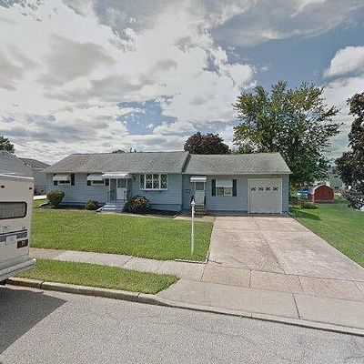 20 Brook Ln, Bordentown, NJ 08505