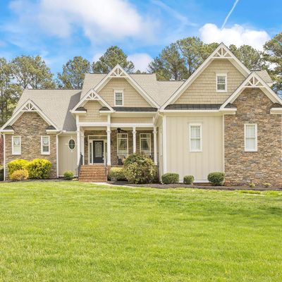 2000 Silverleaf Dr, Youngsville, NC 27596