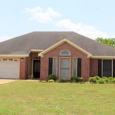 202 E Pershing Ave, Muscle Shoals, AL 35661