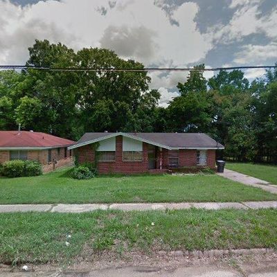 2037 Grover St, Shreveport, LA 71101