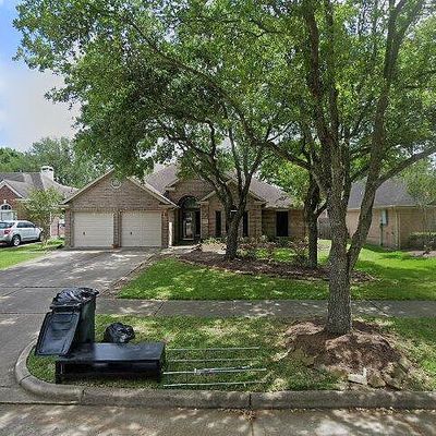 2041 Lodge Crest Ct, League City, TX 77573