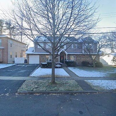 207 Lozier Ter, River Edge, NJ 07661