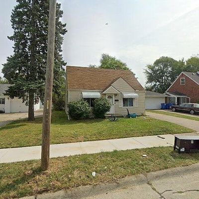 20756 Dean St, Warren, MI 48091