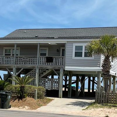 208 Palmetto Blvd, Edisto Island, SC 29438