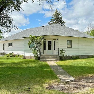 208 W 3 Rd St, Center, CO 81125