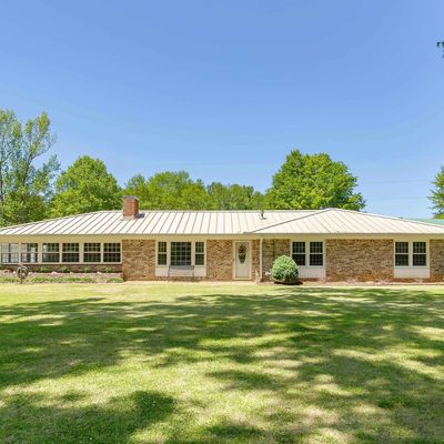 2105 Co Rd 61, Florence, AL 35634