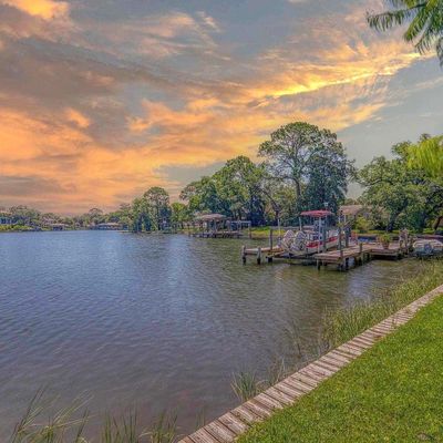 18 Lakeside Dr, Pensacola, FL 32507