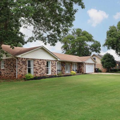 1809 Edwards Ave, Muscle Shoals, AL 35661