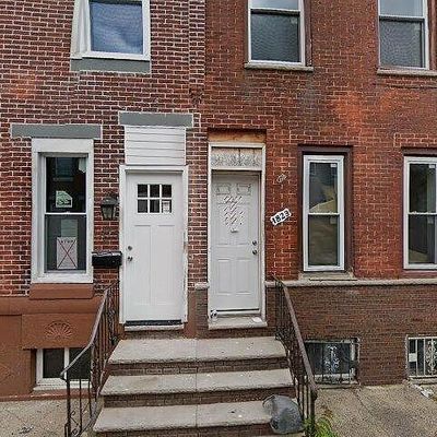 1823 Mcclellan St, Philadelphia, PA 19145