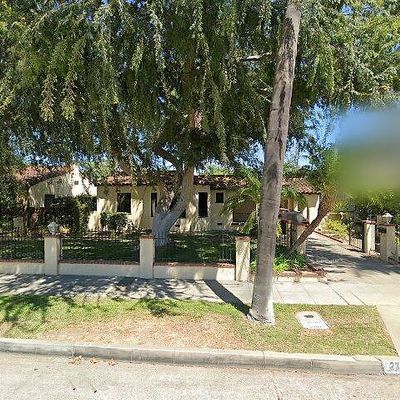 2305 N Flower St, Santa Ana, CA 92706