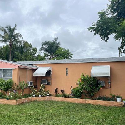 2319 Cleveland St, Hollywood, FL 33020