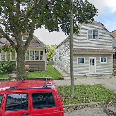 2533 S Austin St, Milwaukee, WI 53207