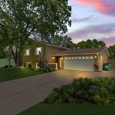 2614 Hawthorne Ln, Stillwater, MN 55082