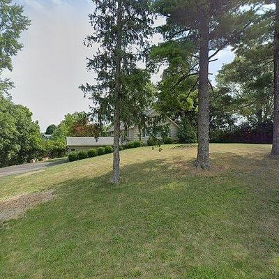 2155 Chickasaw Dr, London, OH 43140