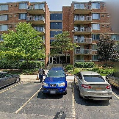 2211 S Stewart Ave #3 E, Lombard, IL 60148