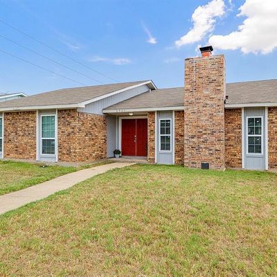 2937 Apollo Rd, Garland, TX 75044