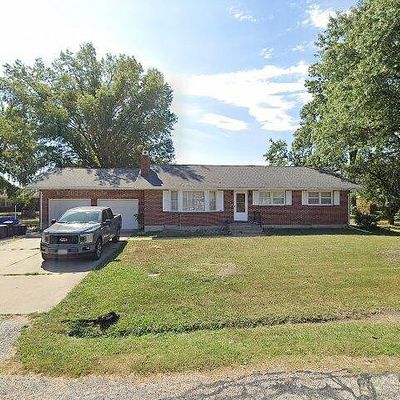 300 Sunset Dr, Auxvasse, MO 65231