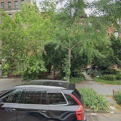 301 Washington Ave, Brooklyn, NY 11205