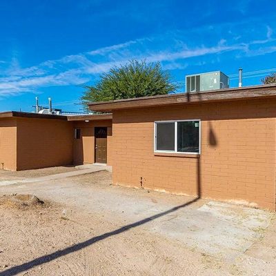 3041 3043 E Proctor Vista, Tucson, AZ 85713