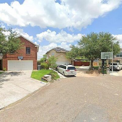 305 Round Up Cir, Edinburg, TX 78539