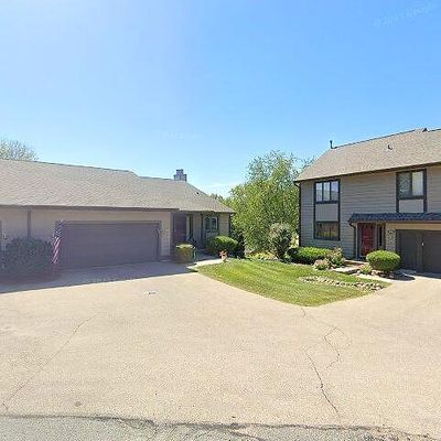 308 Country View Ct, Janesville, WI 53548