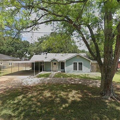 314 Brandes St, East Bernard, TX 77435