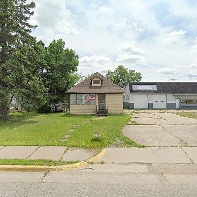 319 W 3 Rd Ave N, Aurora, MN 55705