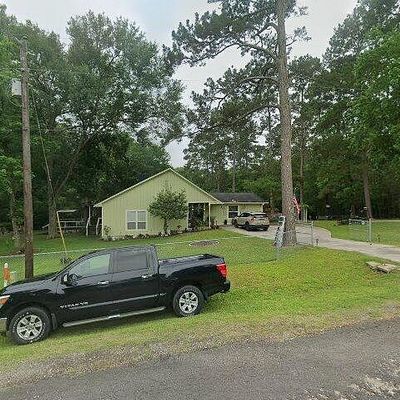 320 Stone Oak Ave, Livingston, TX 77351