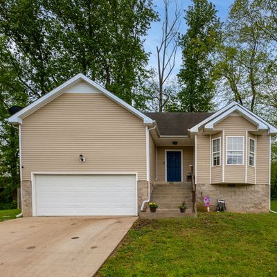 322 Chalet Cir, Clarksville, TN 37040