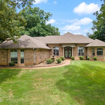 2692 Garden Gate Dr, Hernando, MS 38632