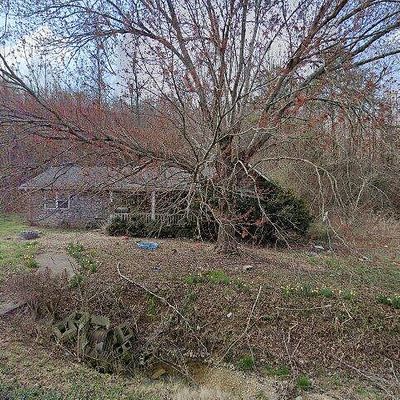 2770 Moss Rd, Philadelphia, TN 37846