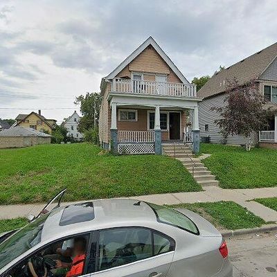 2870 N 28 Th St, Milwaukee, WI 53210